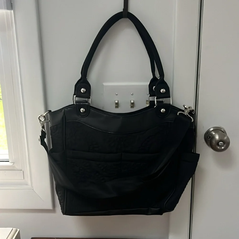 Petunia Pickle Bottom Central Park North Embossed City Carryall Diaper Bag,NWT